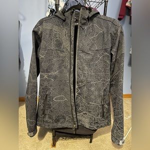 Never worn Showers Pass reflective waterproof rain jacket. Cycling jacket.